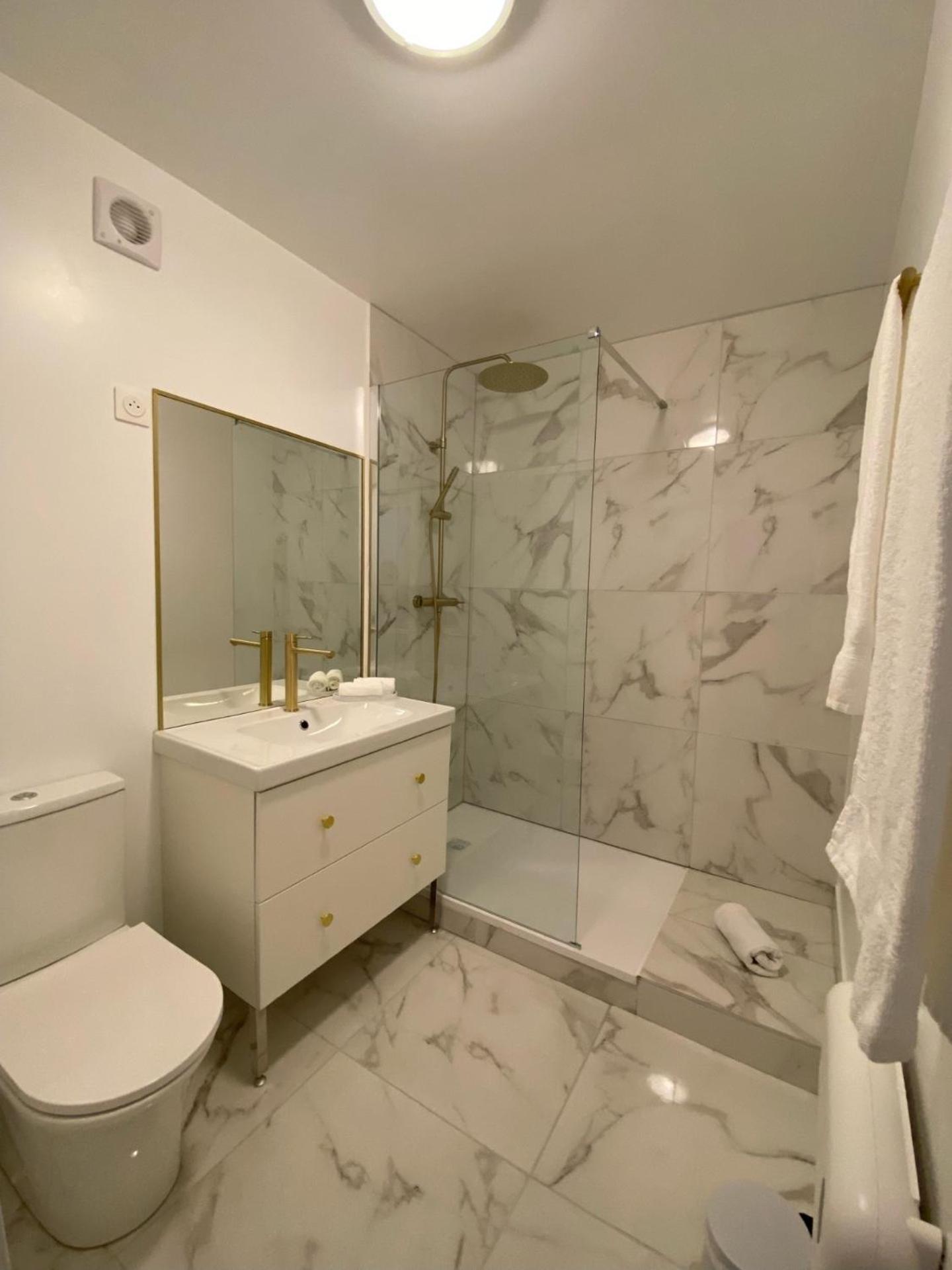 Izeien Azpian Bed and Breakfast Arcangues Buitenkant foto